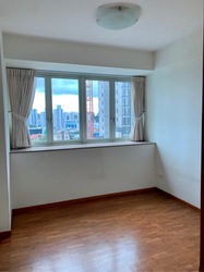 Queens (D3), Condominium #216023011
